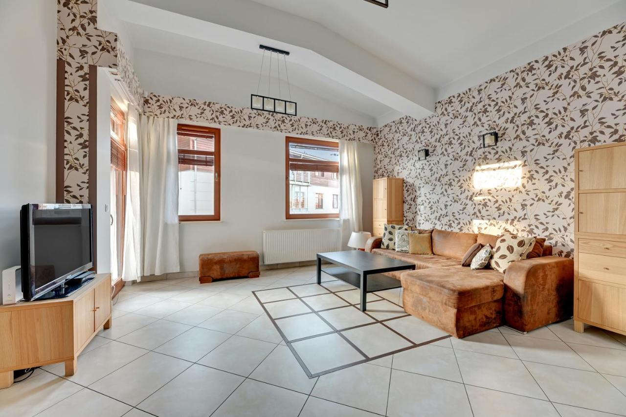 Huoneisto Grand Apartments - Neptun Park. *