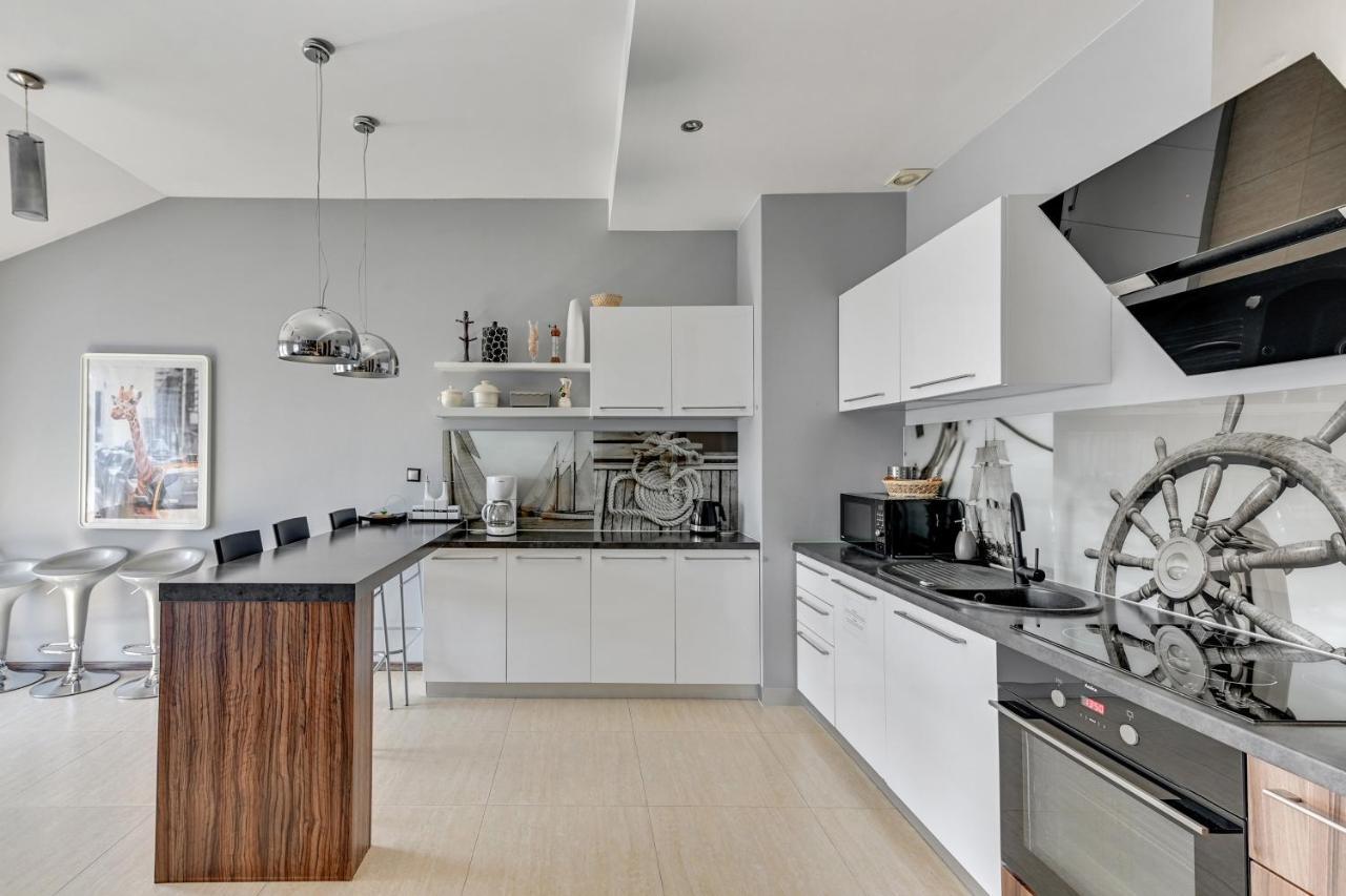 Grand Apartments - Neptun Park. Huoneisto