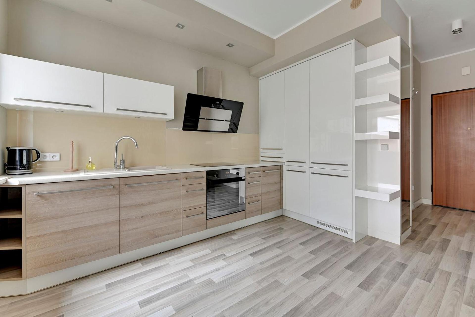 Huoneisto Grand Apartments - Neptun Park. *