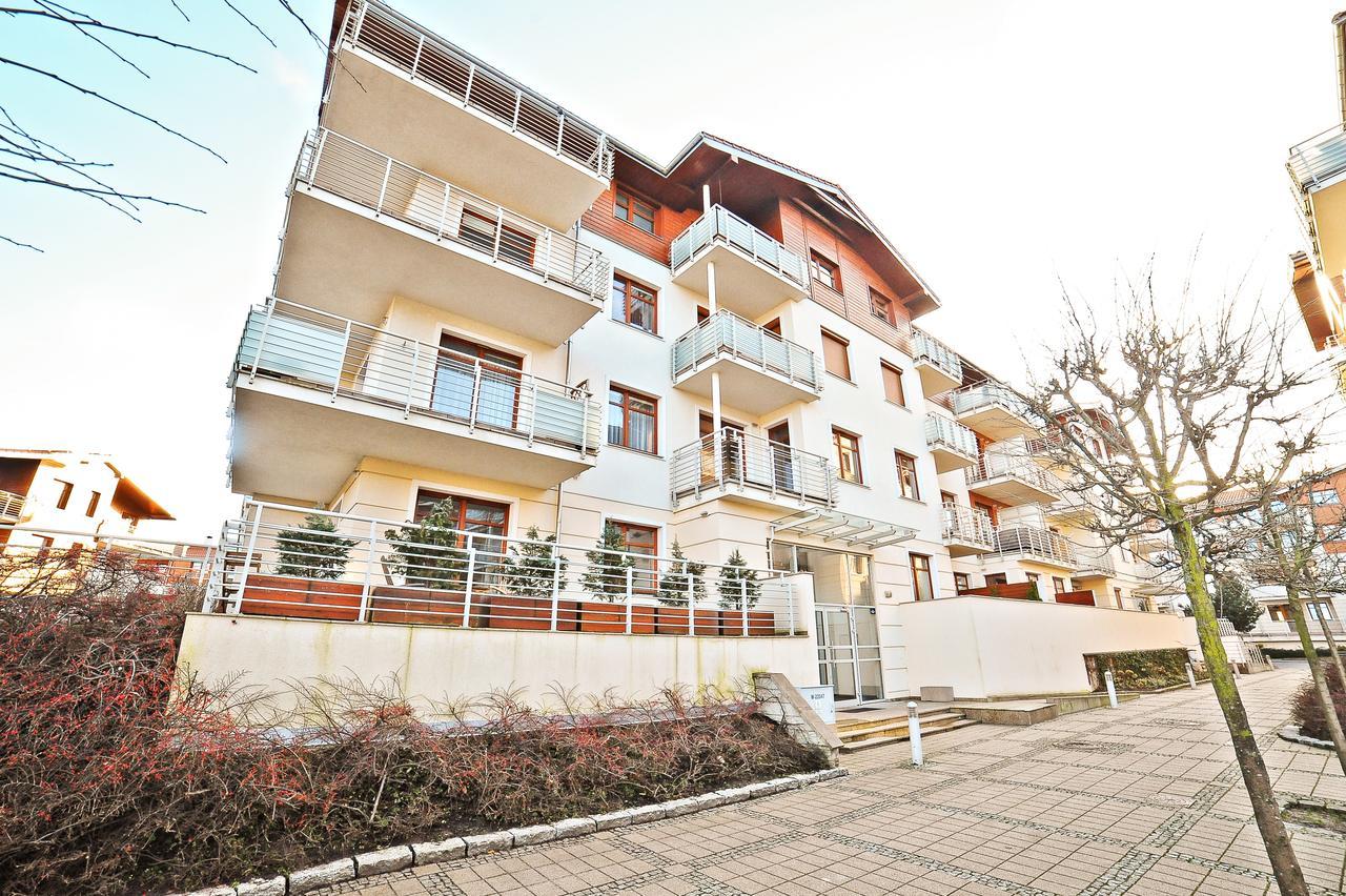 Huoneisto Grand Apartments - Neptun Park.