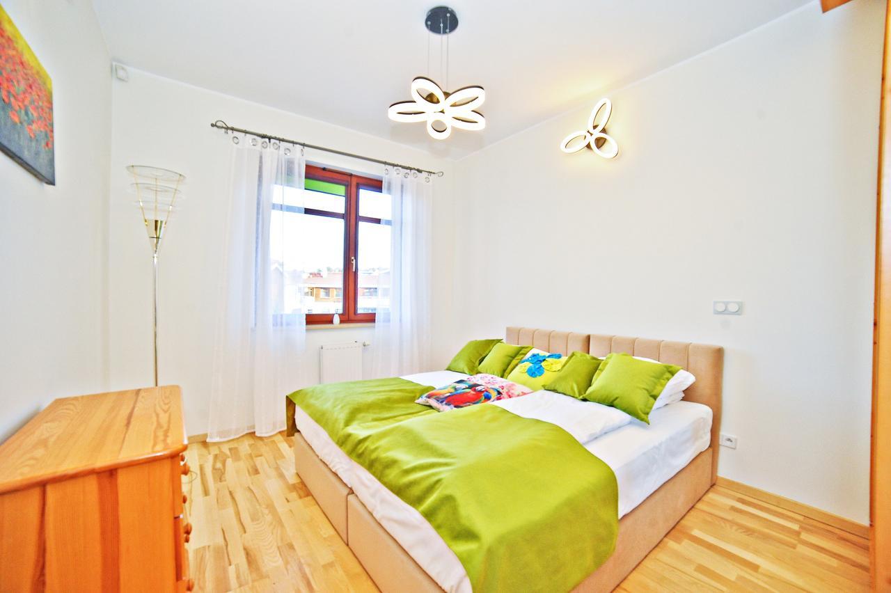 Huoneisto Grand Apartments - Neptun Park. Gdańsk