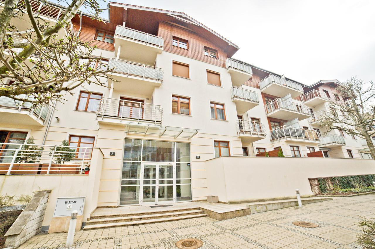 Huoneisto Grand Apartments - Neptun Park. Gdańsk
